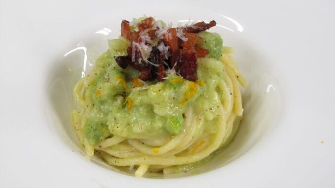 spaghetti con broccolo stellato ricetta
