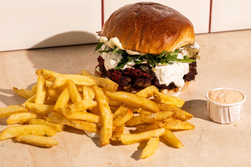 l'hamburger di california cookhouse a roma